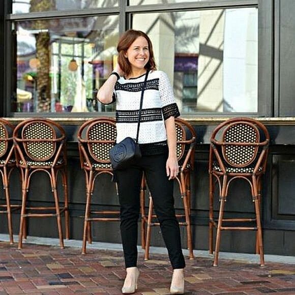 Banana Republic  - Picture 1 of 4